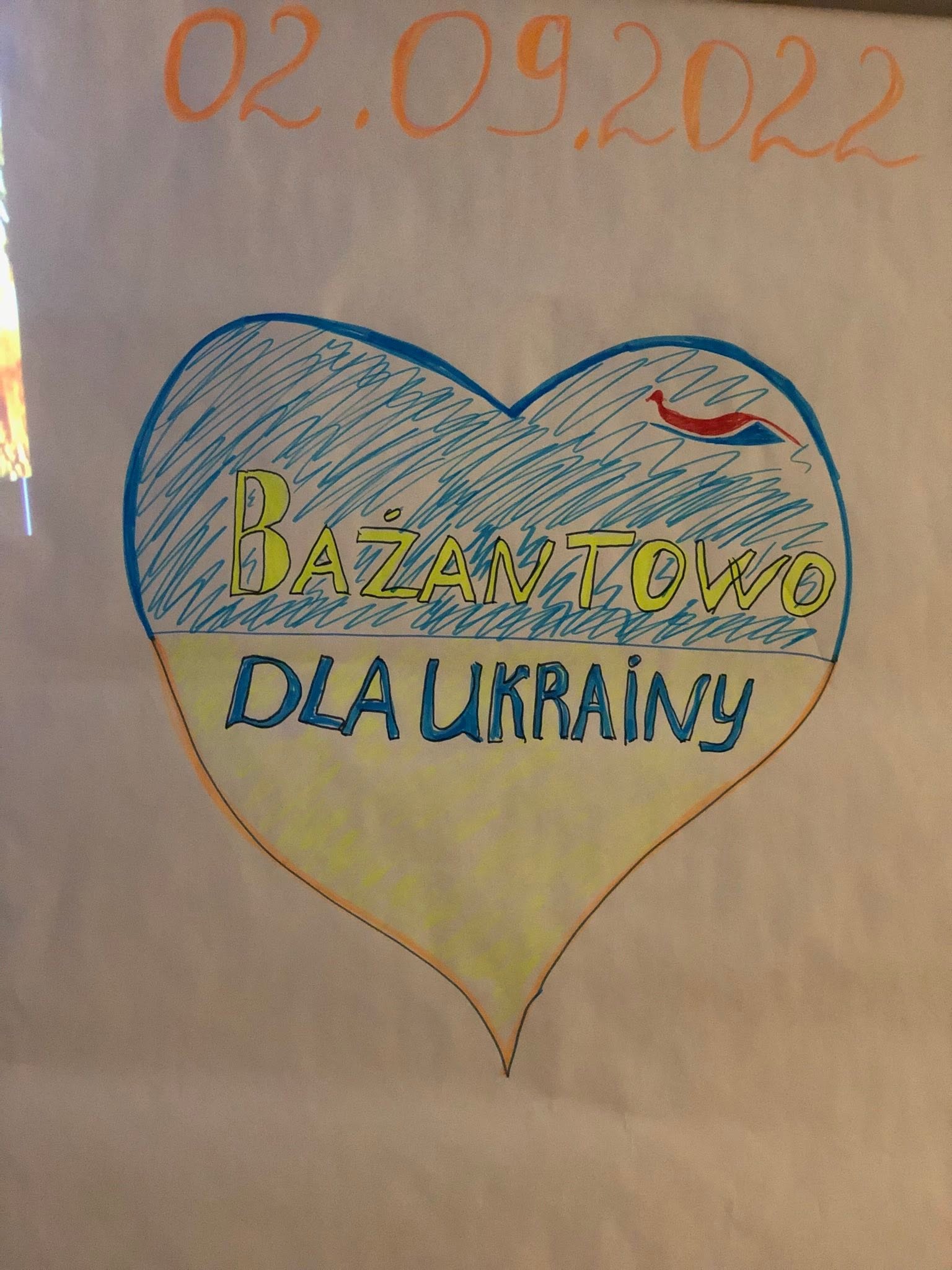 Serce z napisem Bażantowo dla Ukrainy
